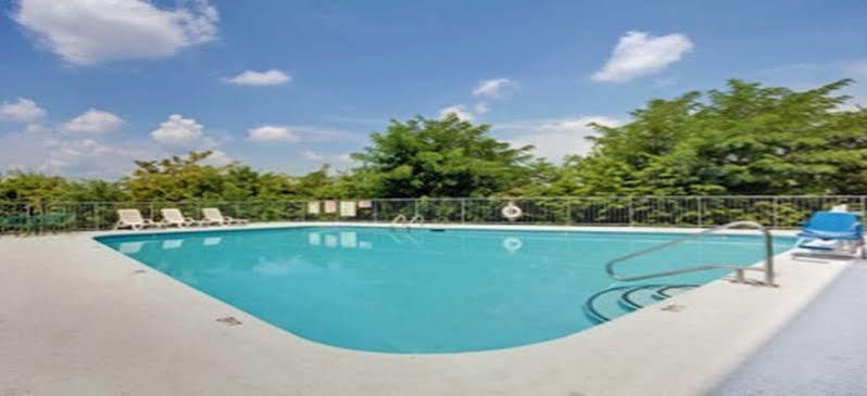 Super 8 By Wyndham Nashville/ Dntn/ Opryland Area Экстерьер фото